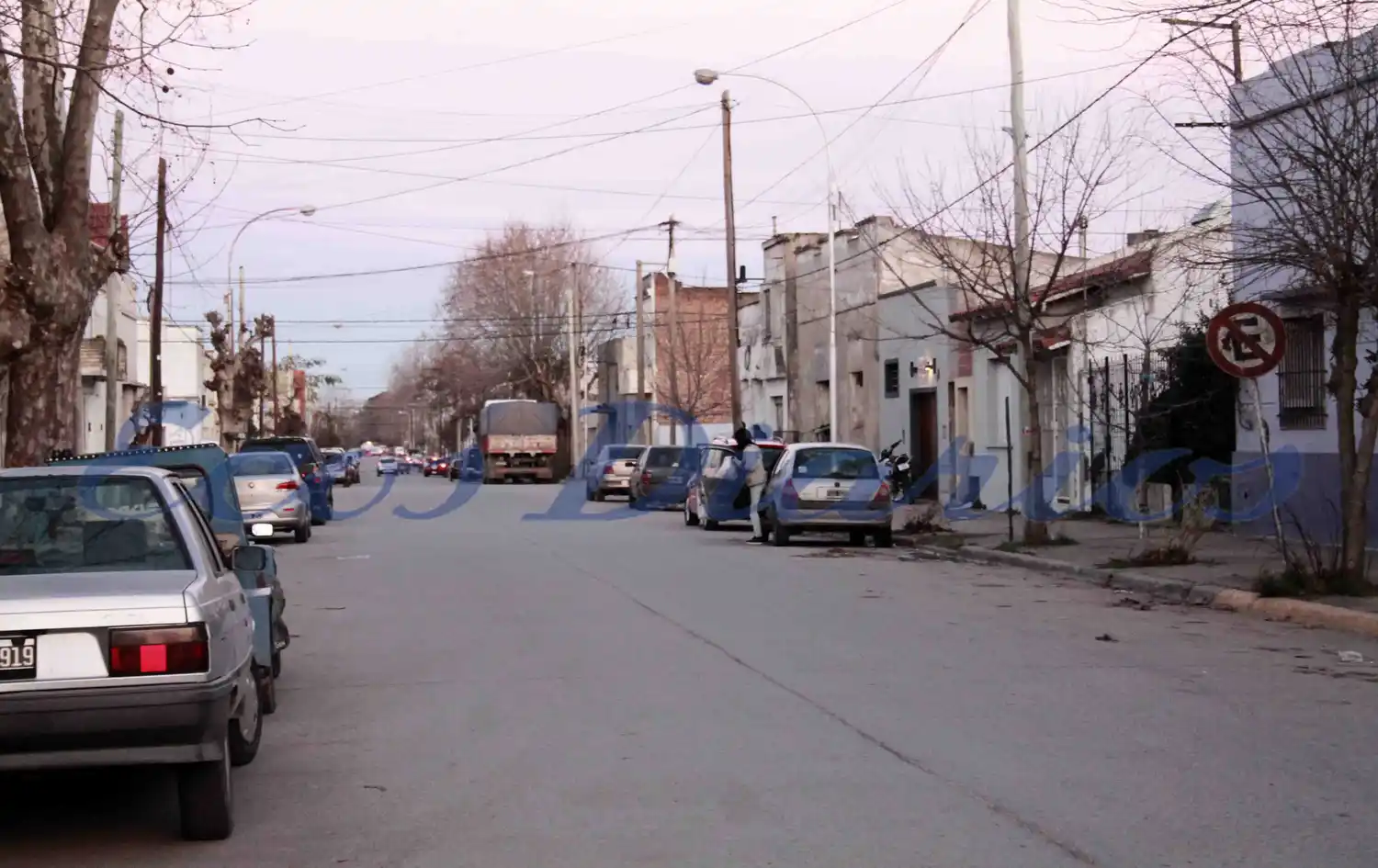 Ladrones engañan a vecina de 85 años y por poco la asfixian para robarle