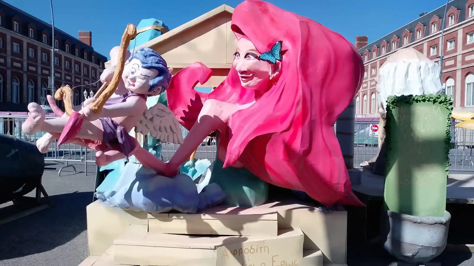 Por la Falla Valenciana, habrá cortes y cambios de recorrido en el transporte