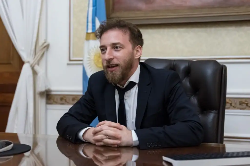 Otermín:“Nuestra política es a favor de construir un desarrollo igualitario”