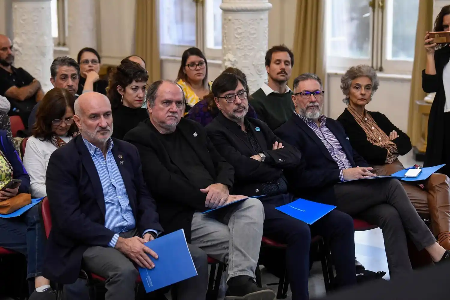 El rector de la Unicen Marcelo Aba estuvo junto al ministro de Educación de la Nación, Jaime Perczyk y el secretario de Políticas Universitarias, Oscar Alpa, en la presentación del programa “Formarte”.