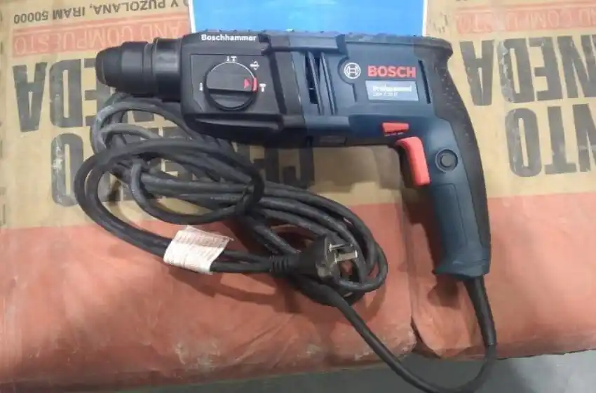 No fue "easy": aprehendieron a un hombre que quiso robar una herramienta