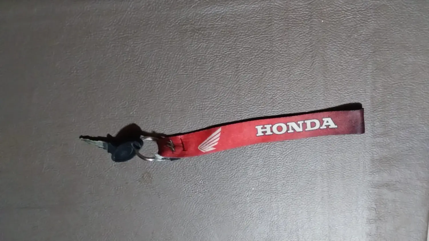 Encontraron la llave de una moto