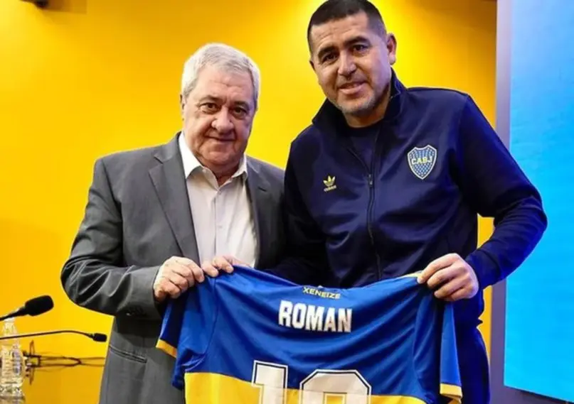 Jorge Amor Ameal, actual presidente de Boca, junto a Juan Román Riquelme.