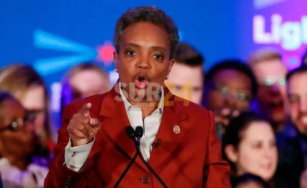 Suspenden a la mitad de la policía de Chicago por no decir si se vacunaron contra el Covid