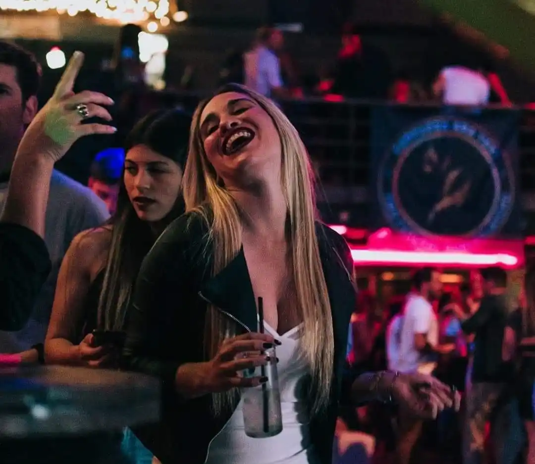 Boliches, fiestas y eventos masivos: quiénes pueden entrar y cuál es el aforo permitido