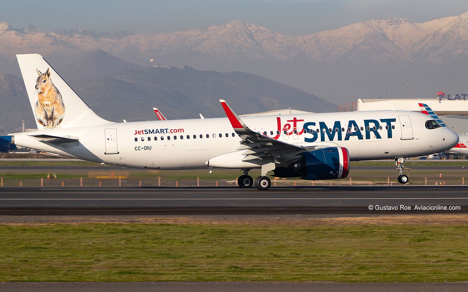 JetSMART recibe tres Airbus A320neo de fábrica y consolida su posición como la flota más joven de la región