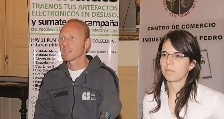 El lunes, “Enchufate”