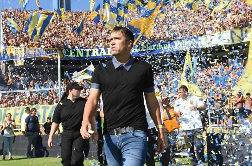 Coudet, auténtico: “Mi sueño no es dirigir a un grande de Europa, sino poder volver a Central y salir campeón”