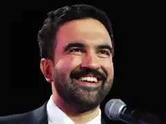 Zohran Mamdani votó en una histórica elección para la alcaldía de Nueva York