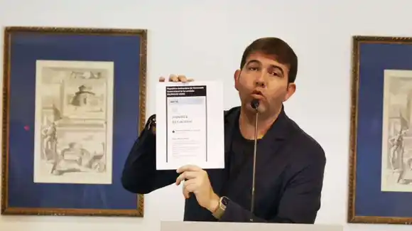 Carlos Prosperi reafirma apoyo a Maduro: «Hoy está en juego el destino del país»