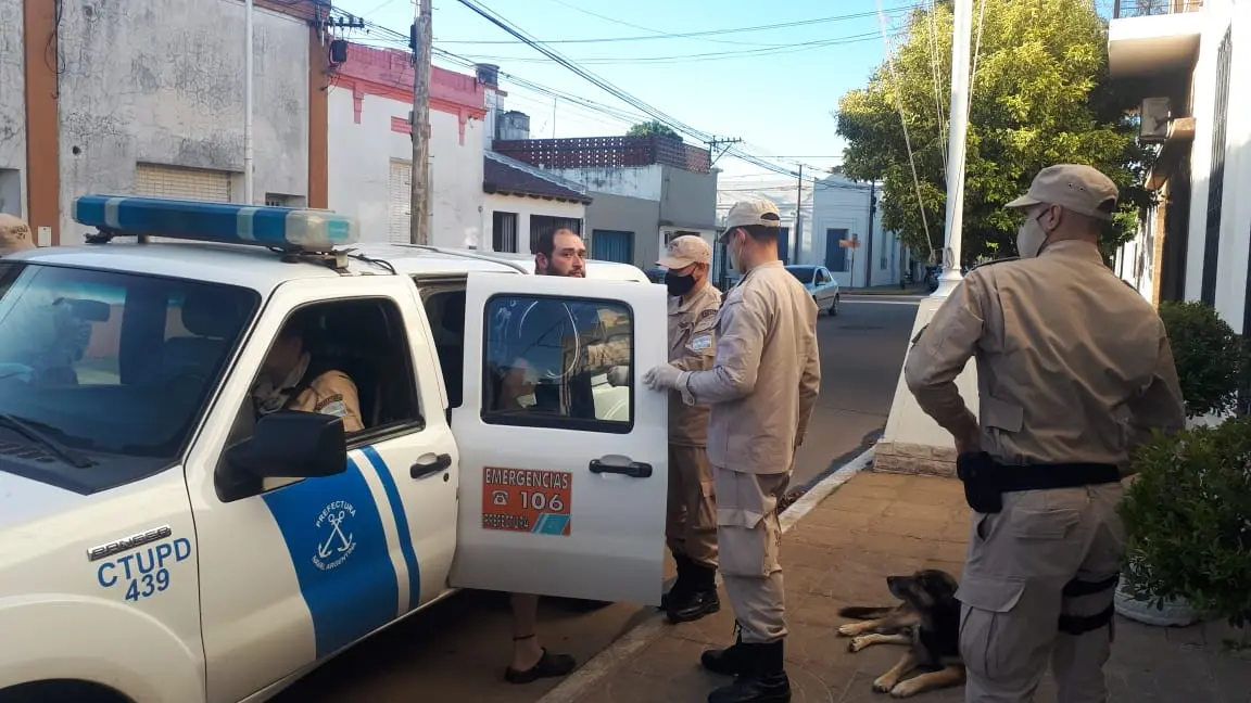 Abuso y secuestro: Viviani indagará al policía Devito