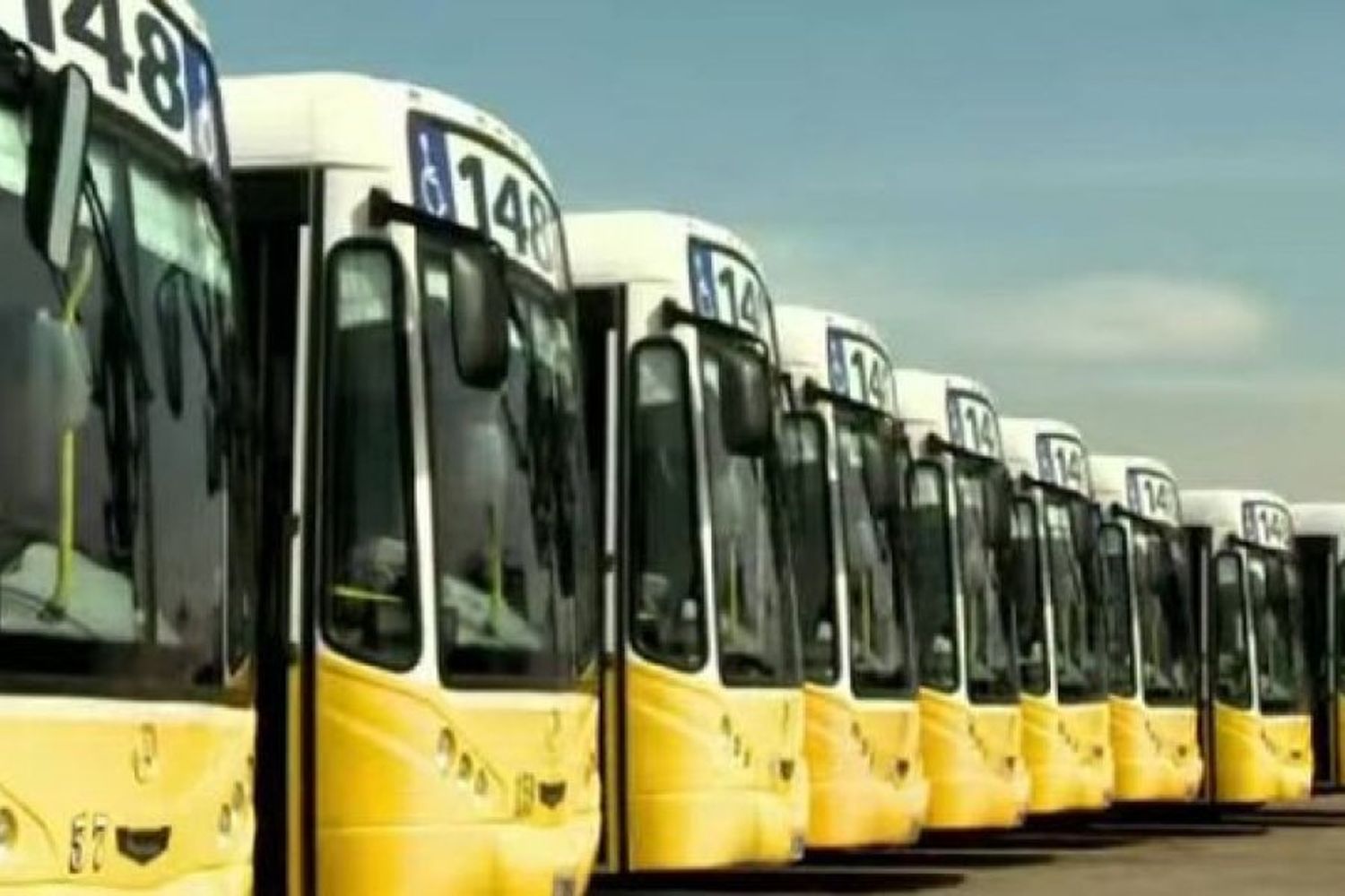 Intentan desactivar el paro de transportes convocado por UTA