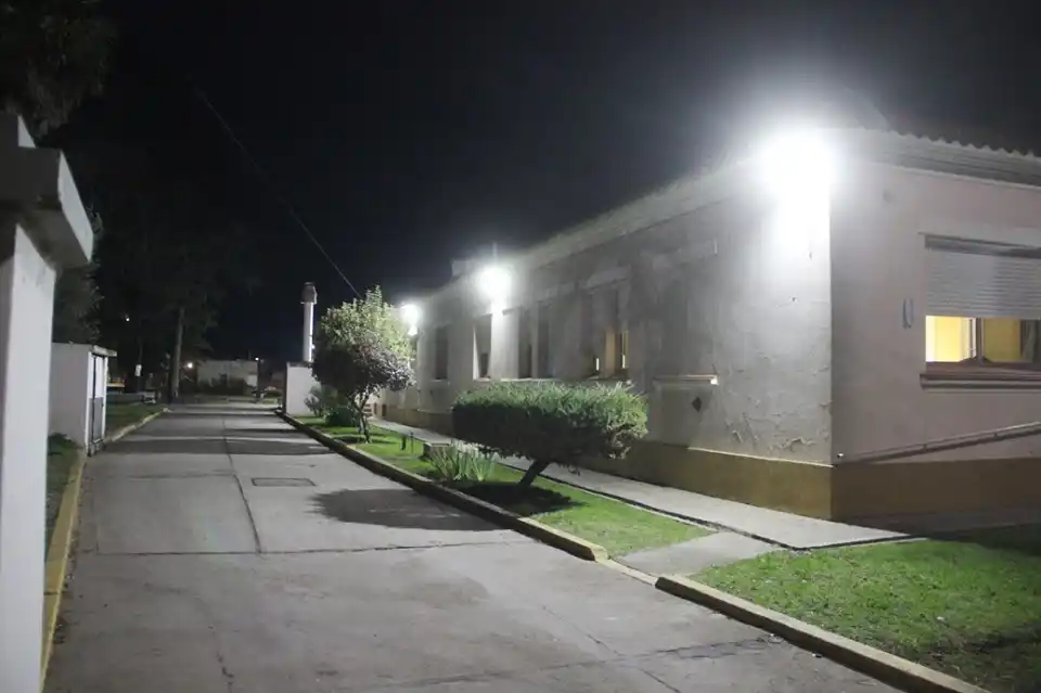Colocaron luminarias en los nuevos barrios de la ciudad