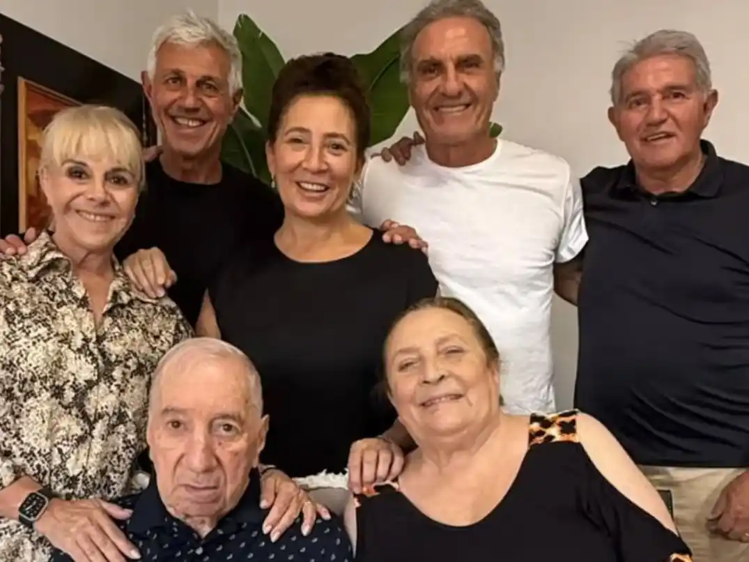 Bilardo celebró sus 88 rodeado de campeones del mundo y emotivos mensajes. Foto: redes sociales.)