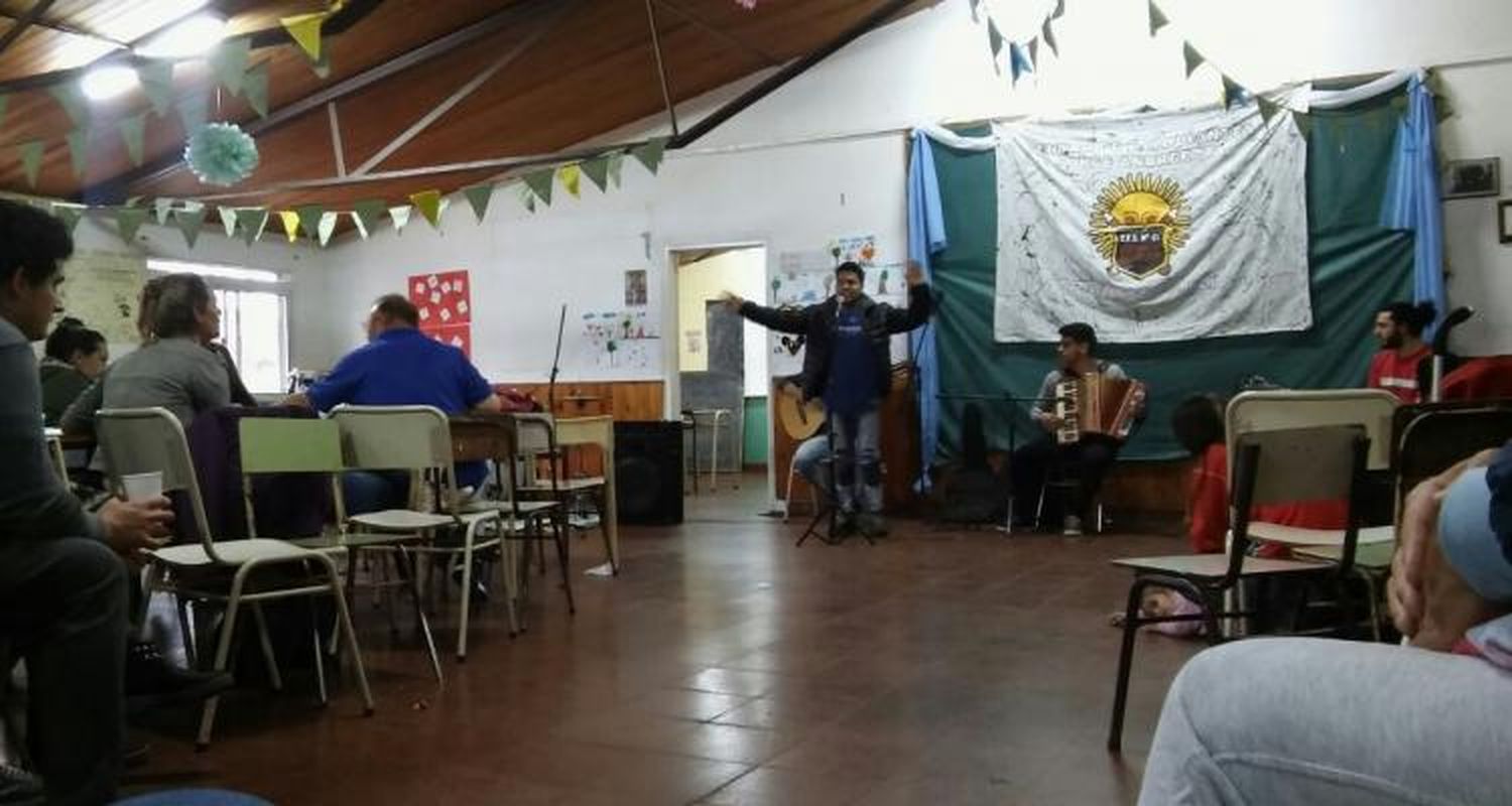 Alumnos de Secundaria  N° 11 presentan documental en Chapadmalal