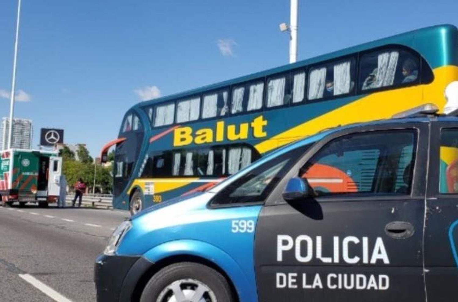 Un micro colmado de extranjeros violó la cuarentena y transitó más de 1500 kilómetros de rutas argentinas