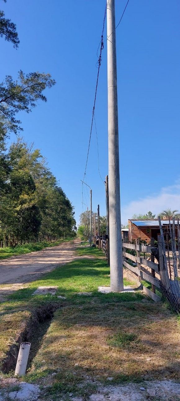 La Cooperativa Eléctrica regularizó el servicio eléctrico a 16 familias de Osvaldo Magnasco