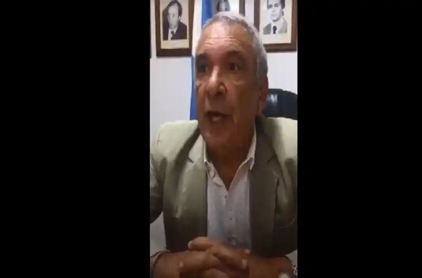 El furcio de un intendente que se volvió viral: recomendó usar “taparrabos” en vez de tapabocas