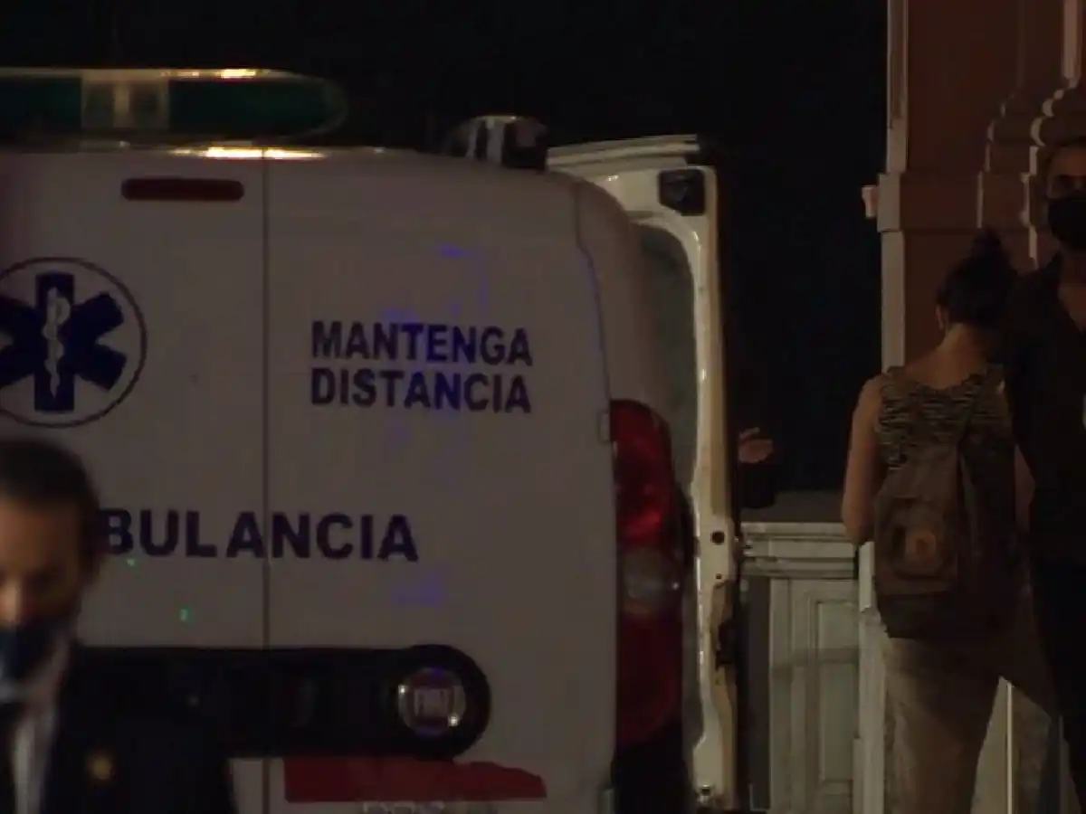 Los restos de Maradona llegaron a la Casa Rosada y el velatorio comienza a las 6