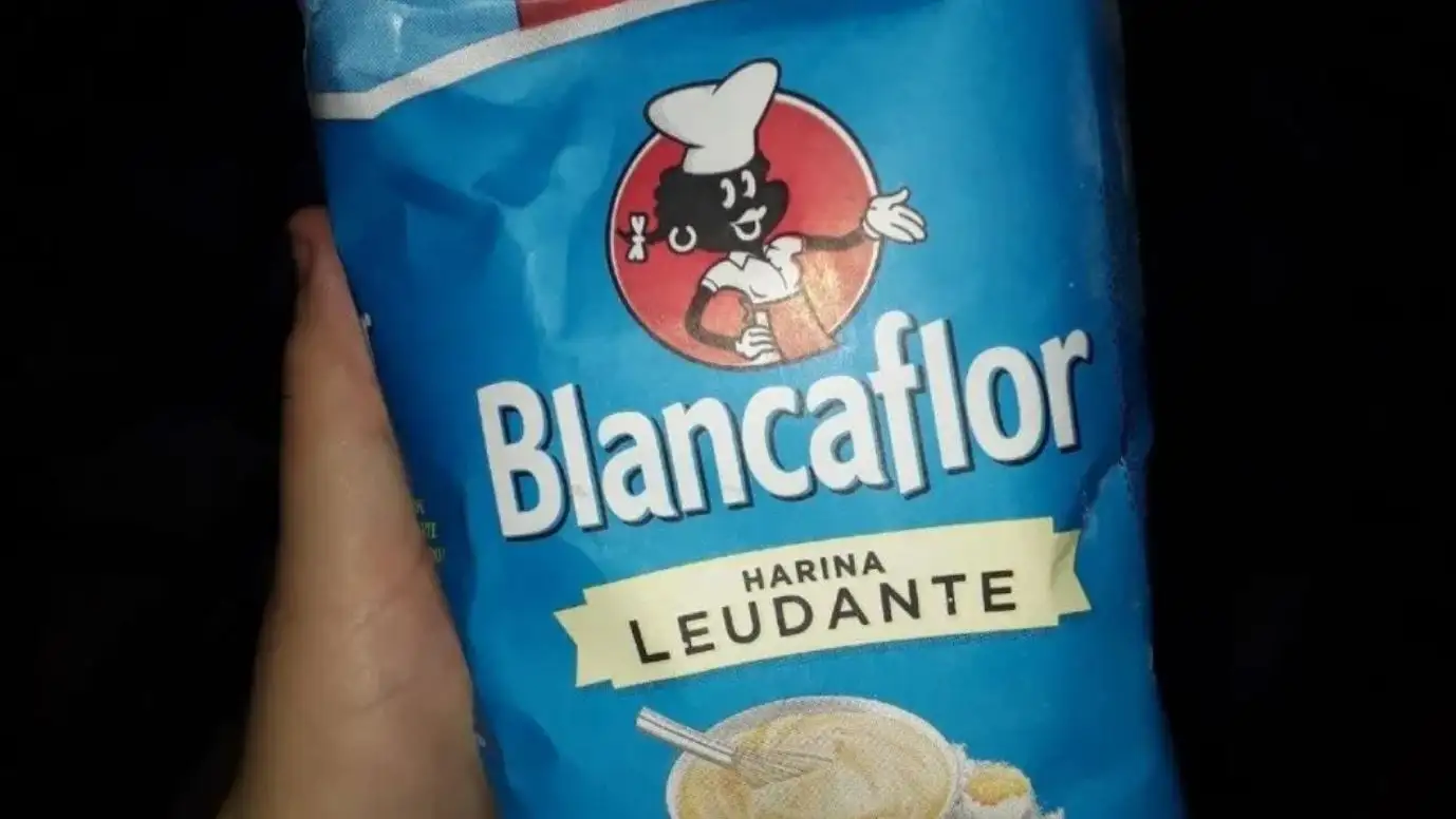 Blancaflor sacó a la cocinera negra del paquete de harina y hay polémica en las redes