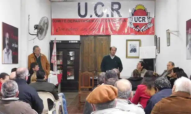 Se lanzó la candidatura de Marcelo López para conducir la UCR 
