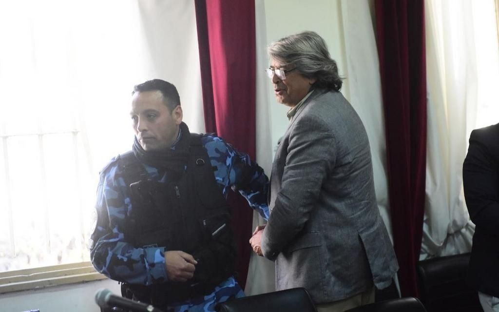 A un mes de la condena, le dieron libertad asistida al exjuez platense condenado por el juicio a la “Megabanda”