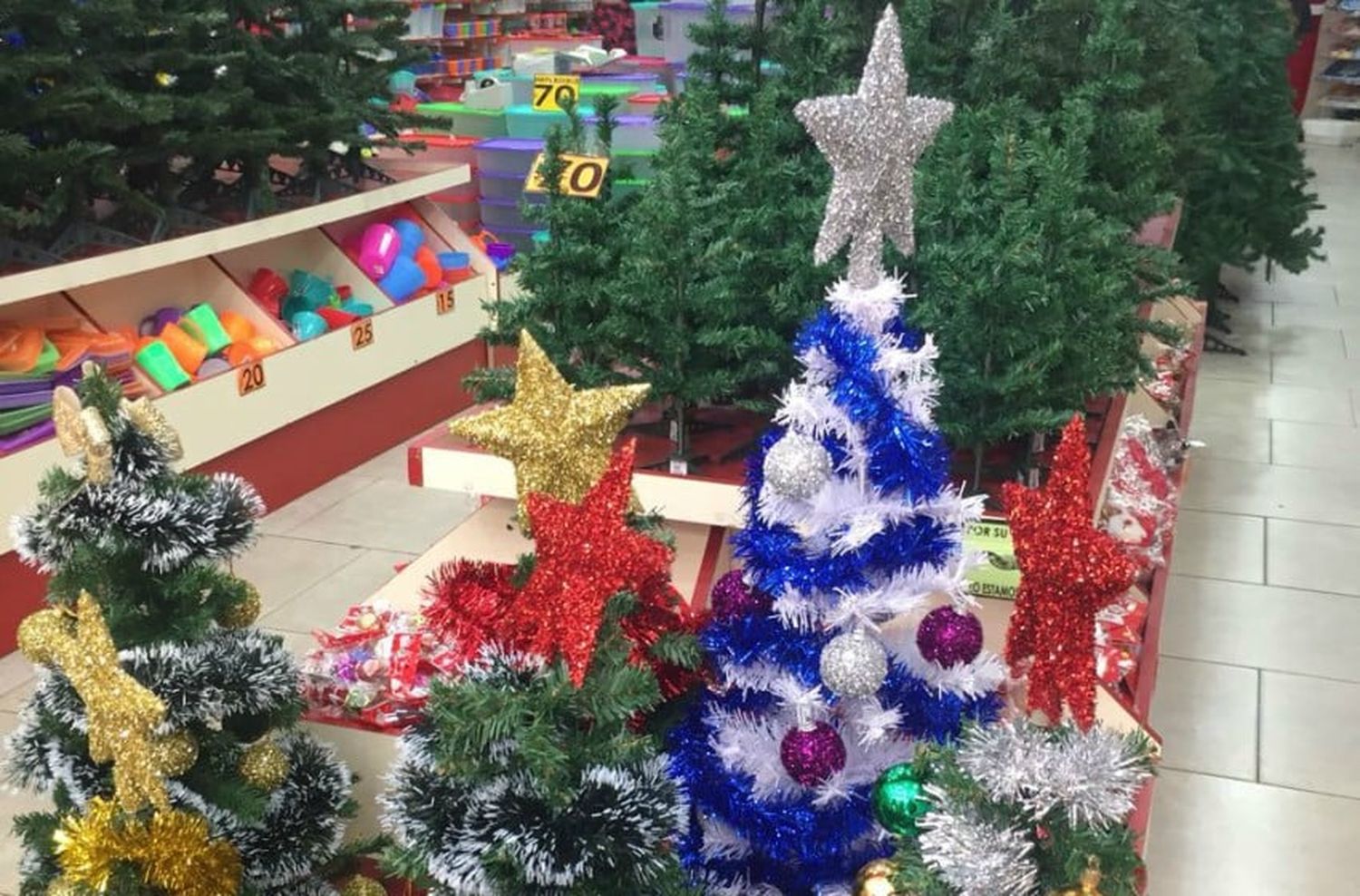 Árbol de navidad: opciones desde los $450 a los $5000