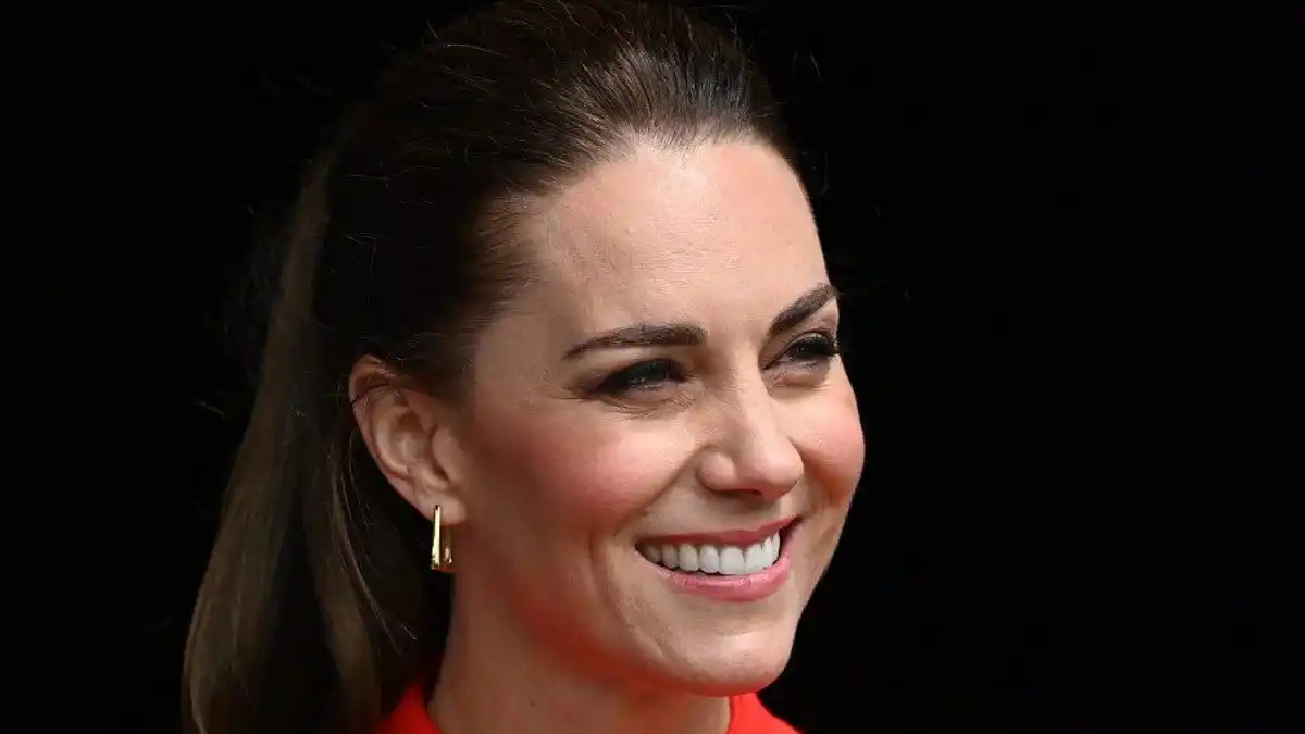 LO PILLARON: Investigan a empleado por tratar de tener acceso al historial médico de princesa Kate