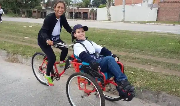 Ernibike, la bici que habilita un paseo de igualdad