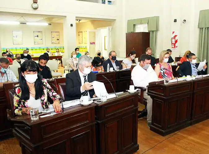 Con críticas de la oposición, se aprobó una nueva moratoria