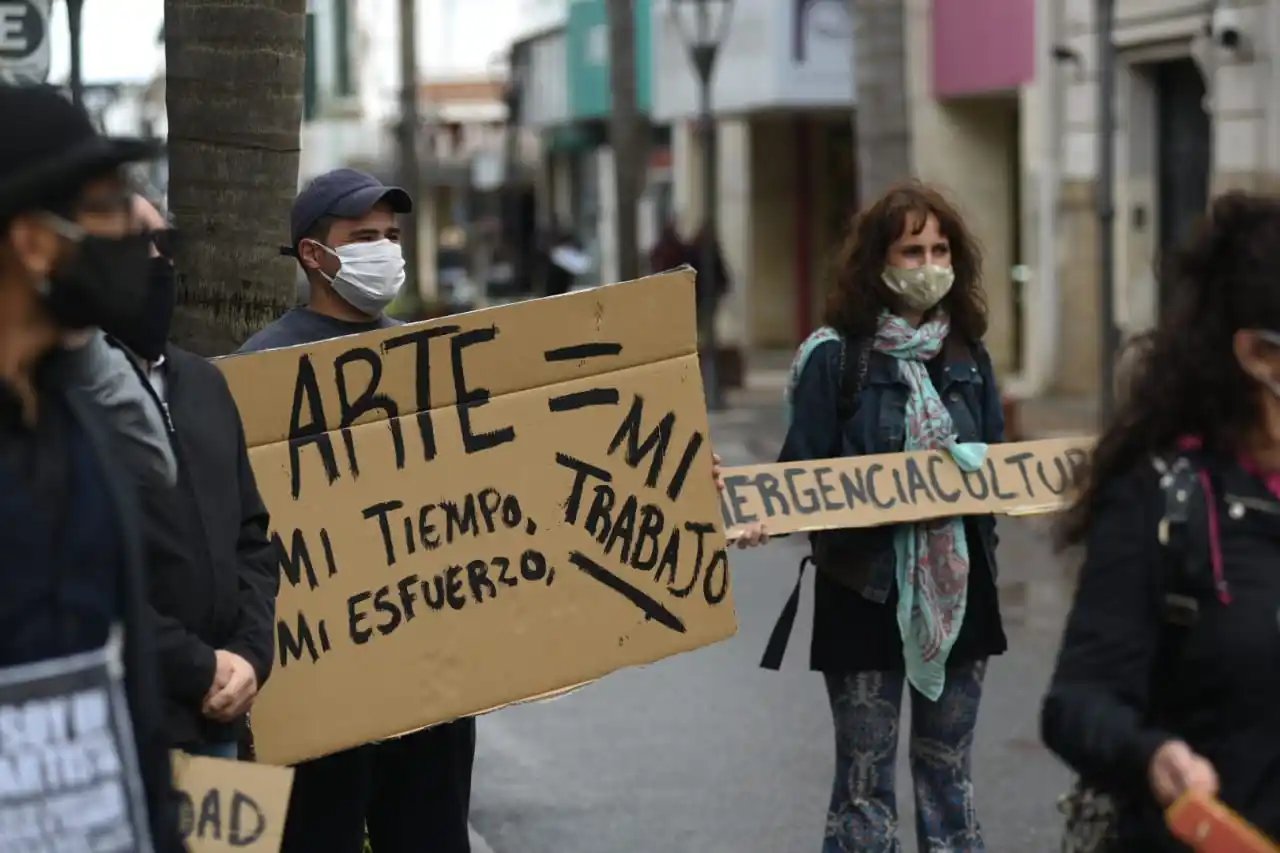 La Provincia lanzó un bono extraordinario para artistas y espacios culturales