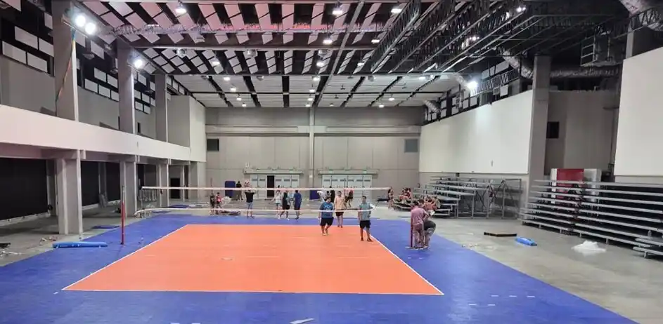 El Superdomo tendrá dos canchas
