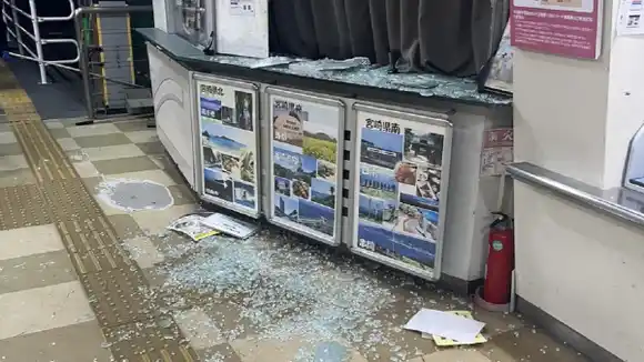 Japón emite alerta de tsunami tras un sismo de magnitud 6,9