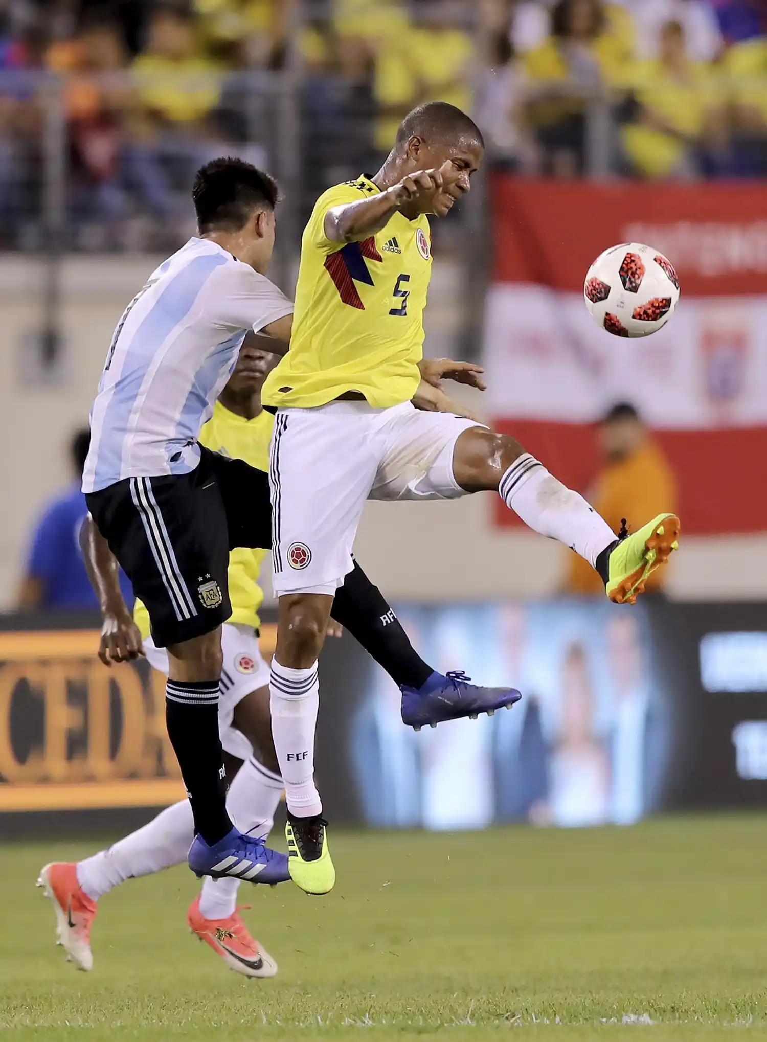 Argentina no pudo quebrar el cero frente a Colombia