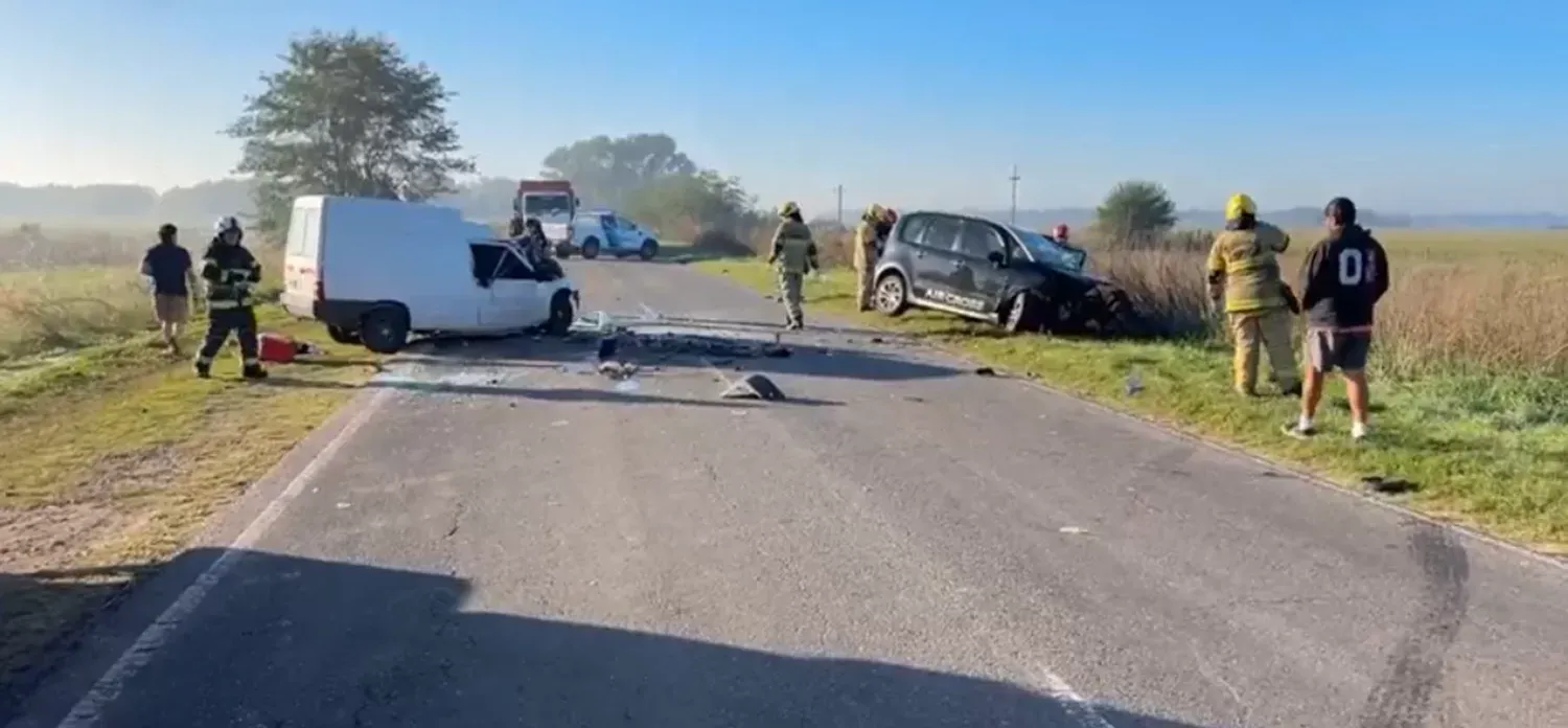 Fin de semana largo trágico: 2 muertos y 1 herido grave tras choque frontal en Ruta Provincial 41 a la altura de Lobos