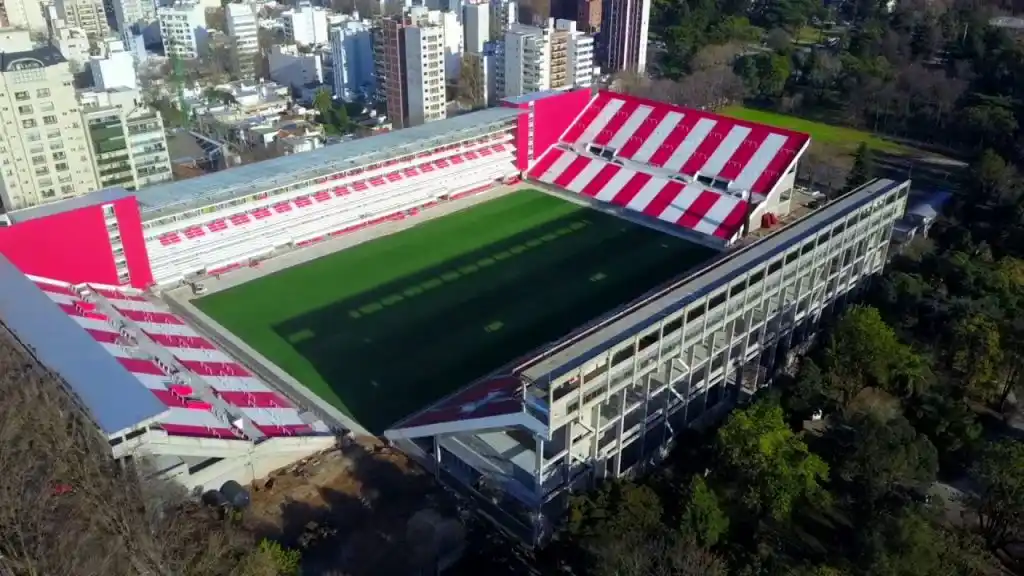 Conmebol llega a La Plata para inspeccionar estadios