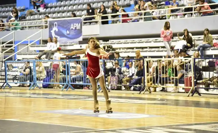 Gran actuación local en el Open Nacional de patín artístico