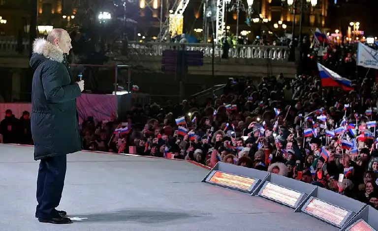 Tras la victoria, Putin recibe a sus contrincantes
