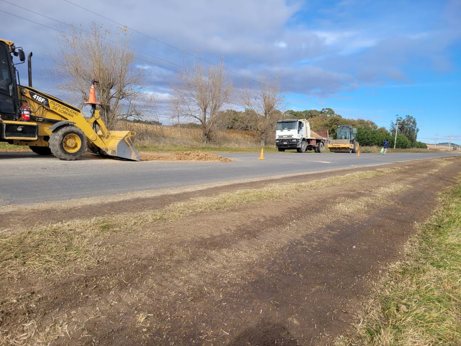 Acceso a San Manuel
