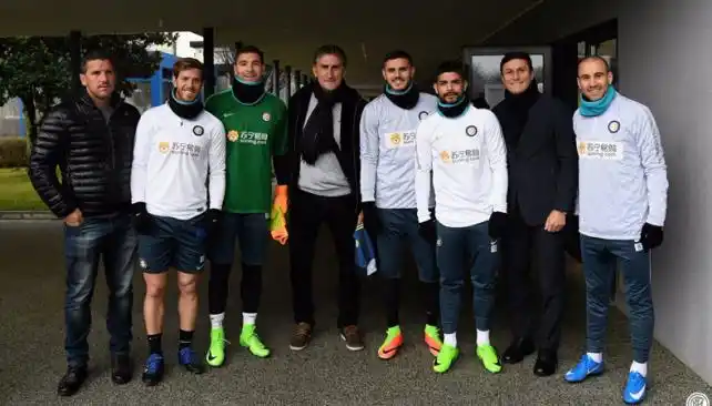 Bauza visitó a Icardi en el entrenamiento del Inter