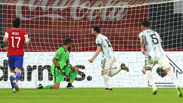 La Selección Argentina enfrenta a Chile en la Copa América