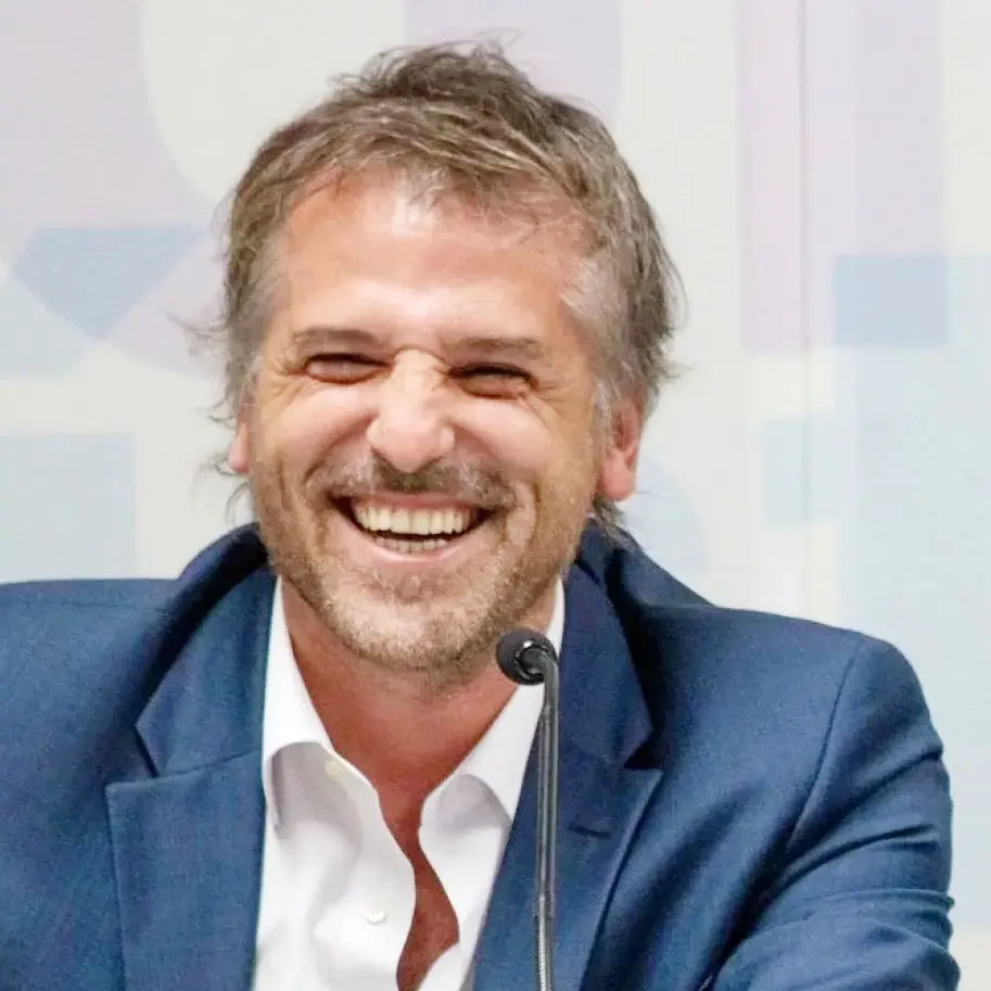 Pedro Lines toma el mando del instituto estadístico
