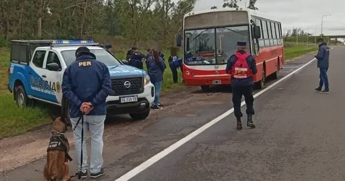 Controlaron 22 colectivos con cuadrillas de cosecha y secuestraron drogas