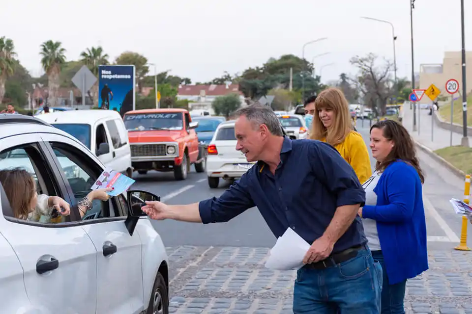 “Vamos a pedir licencia cerca de las PASO”