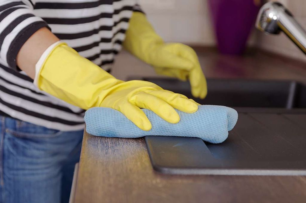 El personal doméstico recibirá un aumento del 36% en cuatro tramos