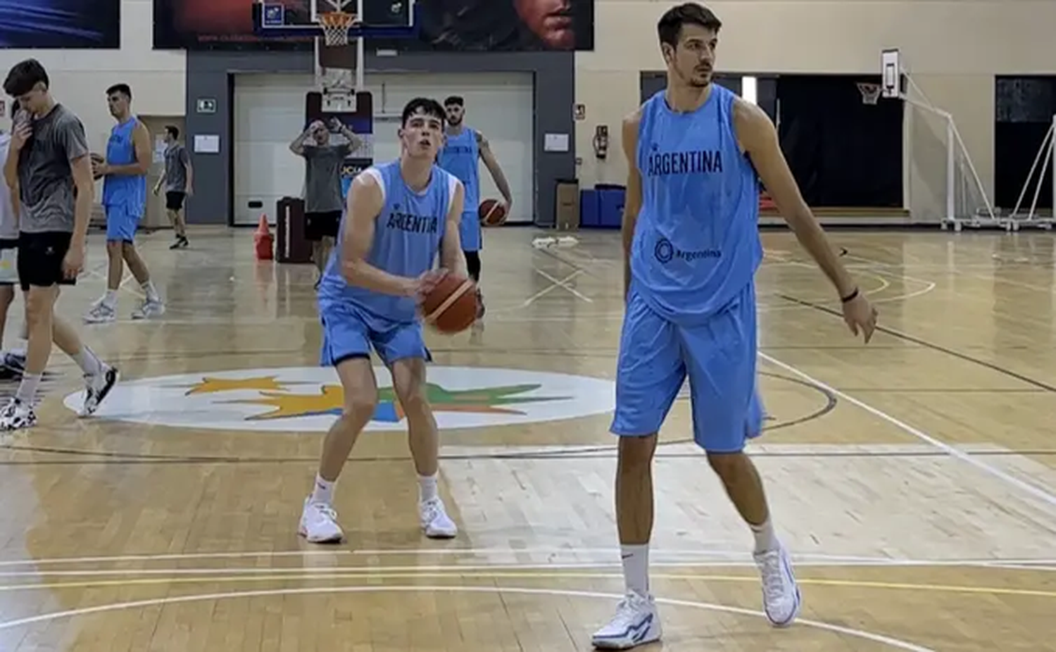 El seleccionado argentino de básquetbol se reunió en Alicante