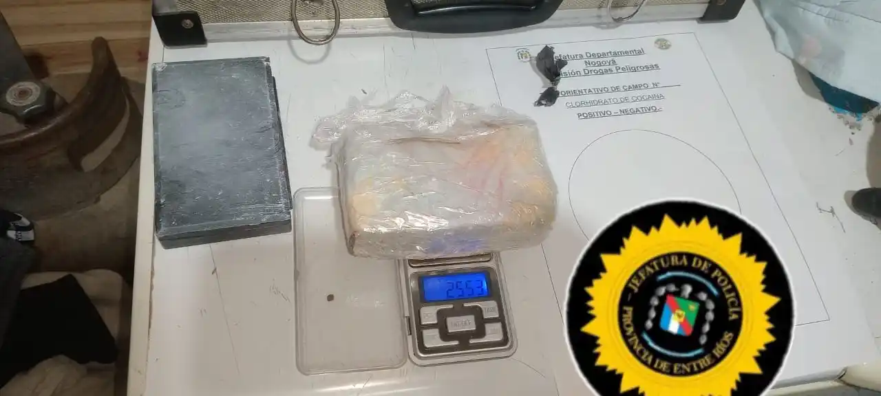 Cuatro detenidos y secuestro de droga tras tres allanamientos por narcomenudeo en Nogoyá