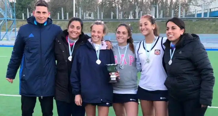El U14 de la AHO fue subcampeón en el Regional Bonaerense y ascendió al Nacional