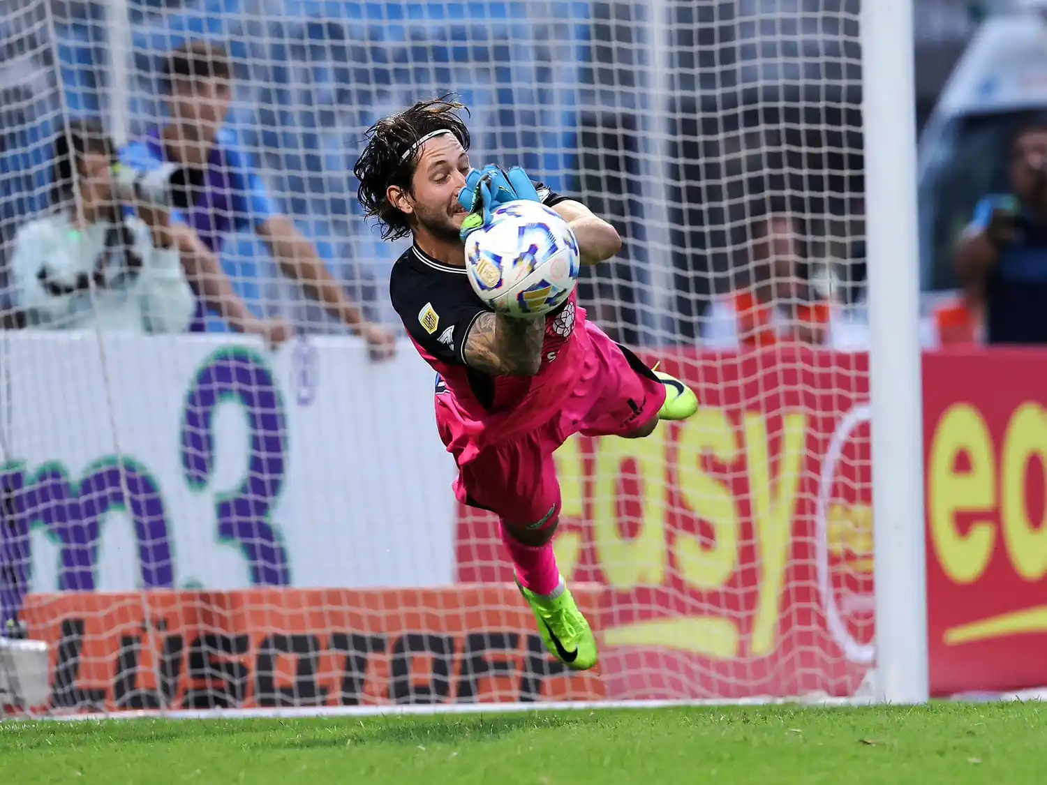 San Martín (SJ) avanzó en los penales