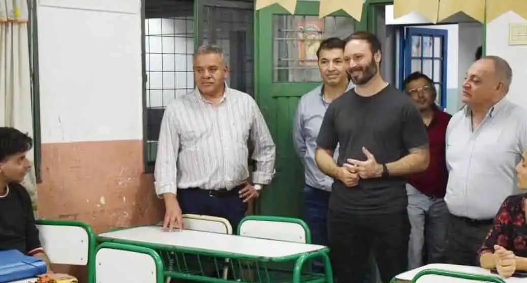 El relevamiento municipal avanza hacia la inserción de agentes en escuelas para adultos